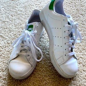 Adidas Tess is shoes